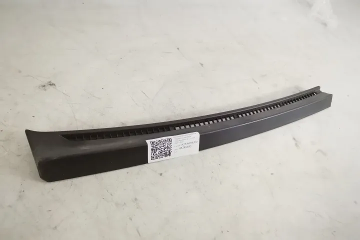 Gura Grila De Ventilatie Parbriz Originala in Stare Buna Mercedes-Benz - Foto 2