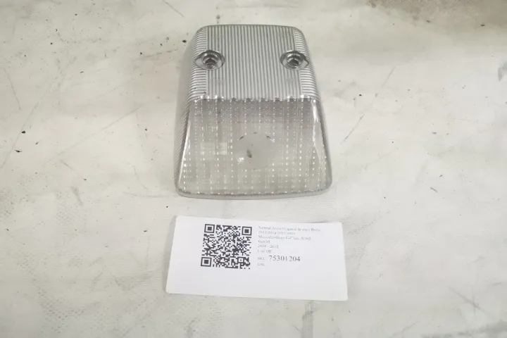 Semnal Aripa Original In stare Buna 2013 2014 2015 2016 Mercedes-Benz