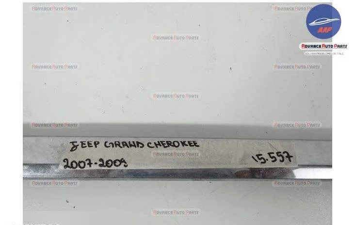 Ornament Cromat Dreapta Fata original Jeep  Cherokee  KK [2007 - 2013] - Foto 6