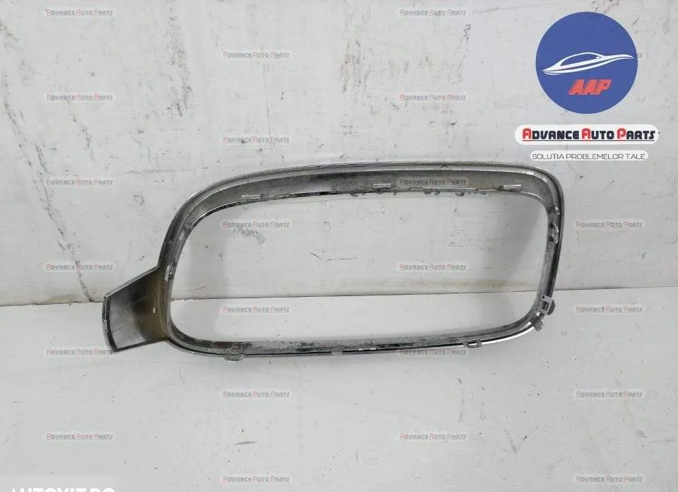 Crom grila dreapta cod 7295436 - original BMW  Seria 3  F30/F31/F34 [2 - Foto 3