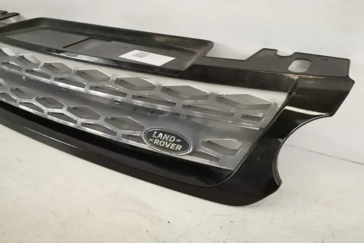 Grila Centrala Originala In Stare Buna Cu Emblema Land Rover  Range Ro - Foto 3