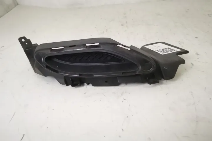 Ornament Tips Evacuare Falsa Dreapta Originala In Stare Buna Mercedes-