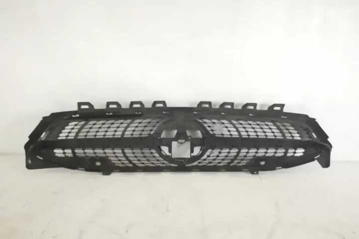 Grila Centrala Radiator Originala Diamond Cu 2 Senzori  Mercedes-Benz - Foto 4