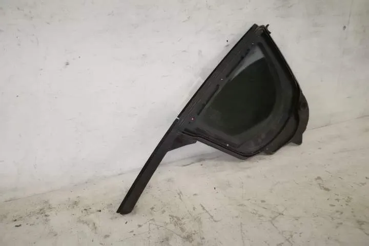 Geam Dreapta Spate Original In Stare Buna Jaguar  XE  1 [2014 - 2019] - Foto 5