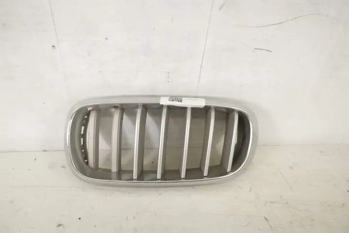 Grila Centrala Nara Stanga originala	 BMW  X5  F15 [2013 - 2018]