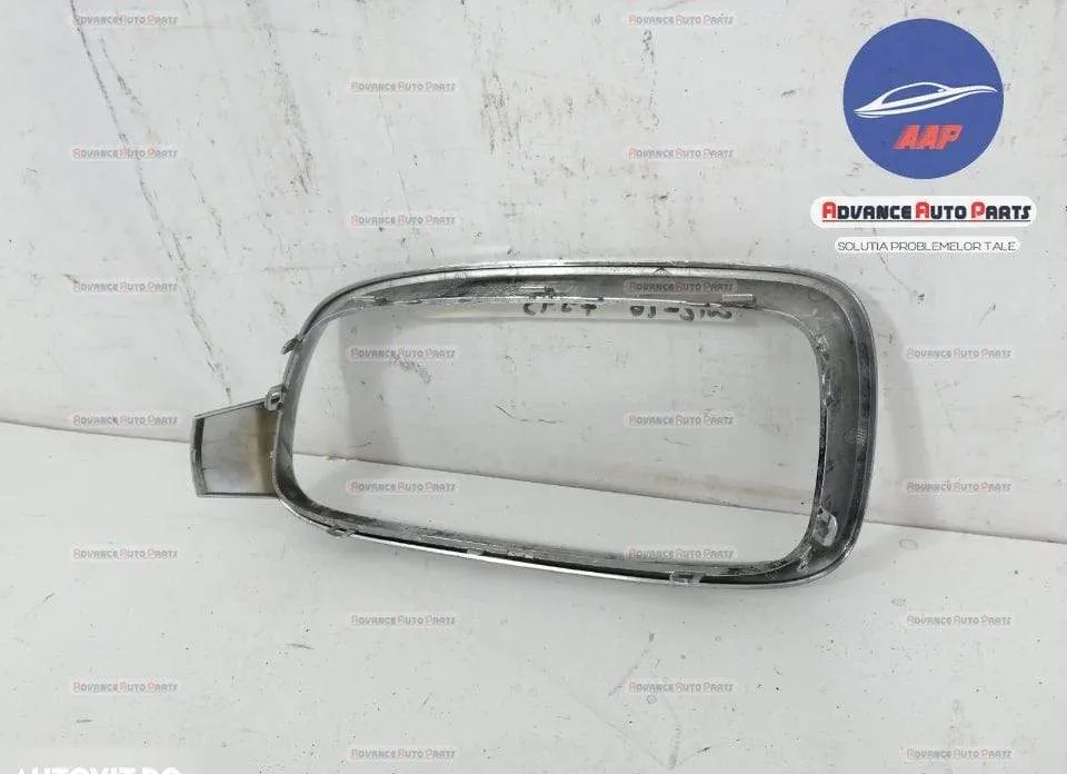 Crom grila dreapta cod 7295436 - original BMW  Seria 3  F30/F31/F34 [2 - Foto 4