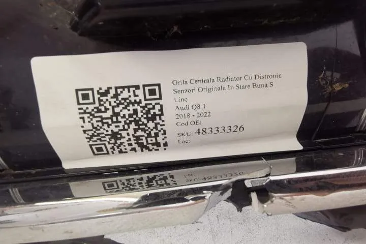 Grila Centrala Radiator Cu Distronic Senzori Originala In Stare Buna S - Foto 7