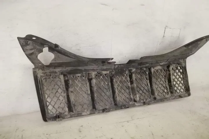Grila Centrala Originala In Stare Buna Jeep  Grand Cherokee  WK [2004 - Foto 5