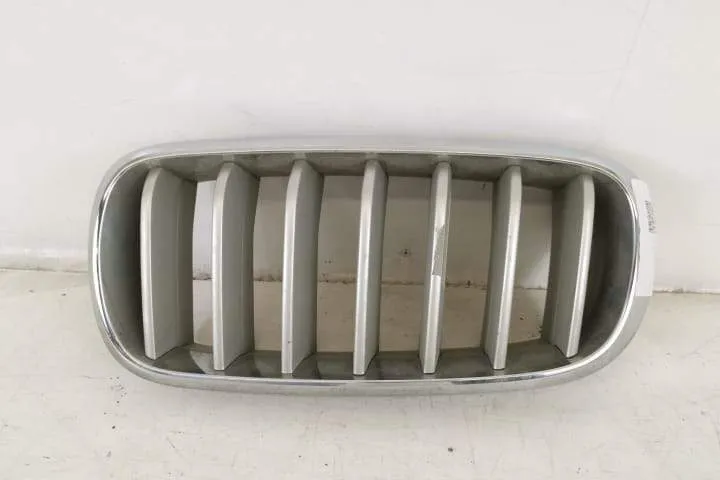 Grila Nara Stanga Originala Avariata BMW  X5  F15 [2013 - 2018]