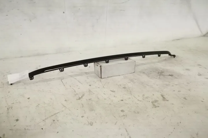 Ornament Fusta Spoiler Bara Spate Original In Stare Buna Mercedes-Benz - Foto 2