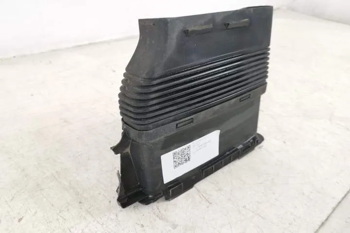 Filtru Aer Original Avariat Audi  Q7  4M [2015 - 2020] - Foto 2