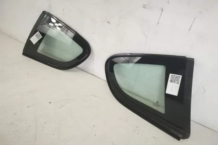 Geam Fix Dreapta Spate Original In Stare Buna Maserati  GranTurismo  1 - Foto 3