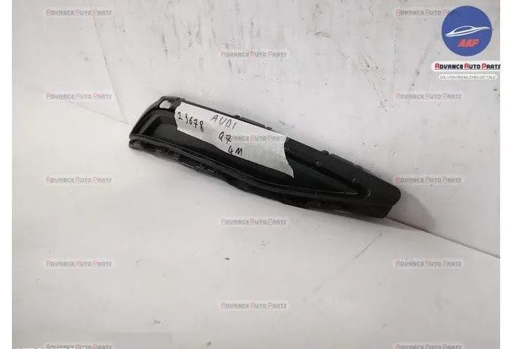 Ornament Spoiler Grila Dreapta original Audi  Q7  4M [2015 - 2020] - Foto 3