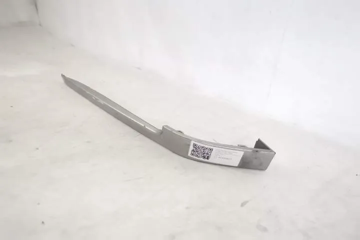 Ornament Bara Spate Stanga Original In Stare Buna	 Land Rover  Range R - Foto 3