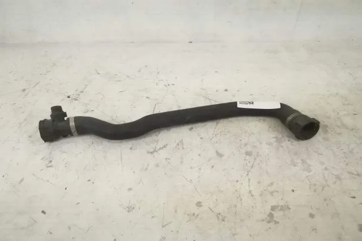 Furtun Apa  BMW  Seria 3  E90 [2004 - 2010] - Foto 1