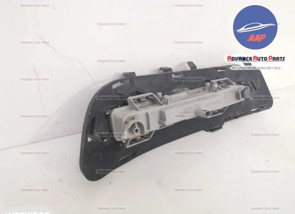 Grila proiector stanga cod A2128851523 originala Mercedes-Benz  E-Clas - Foto 4