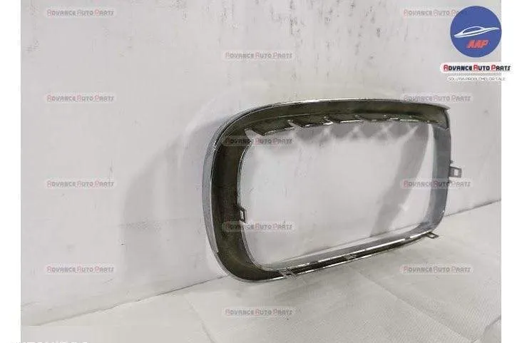 Ornament Cromat Grila Radiator Stanga originala BMW  X5  F15 [2013 - 2 - Foto 8