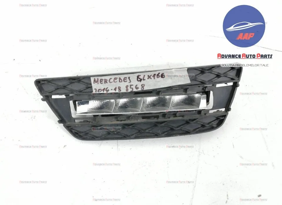 Grila proiector stanga cod A1668201456 - originala Mercedes-Benz  GL-C