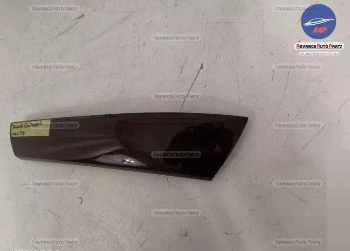 Ornament maner usa stanga originala in stare buna Maserati  Quattropor - Foto 2
