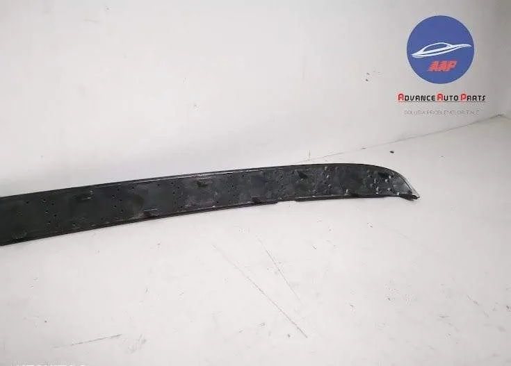 Ornament Grila Spoiler Bara Spate originala Audi  SQ7  4M [2016 - 2020 - Foto 6