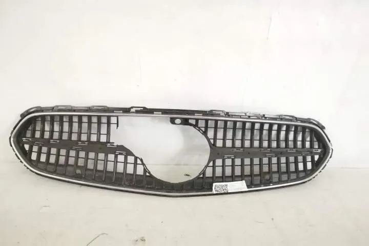 Grila Centrala Radiator Originala Avariata Mercedes-Benz  C-Class  W20