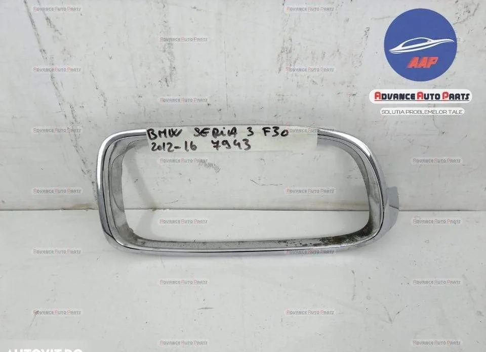 Crom grila dreapta cod 7295436 - original BMW  Seria 3  F30/F31/F34 [2 - Foto 6