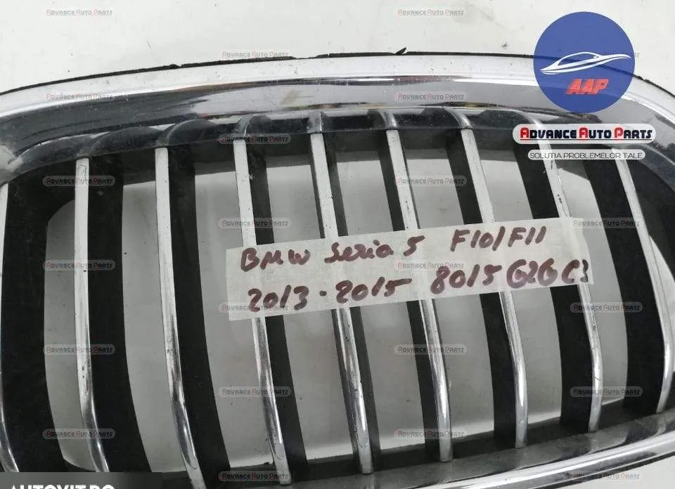 Grila centrala dreapta originala BMW  Seria 5  F10 [facelift] [2013 - - Foto 7