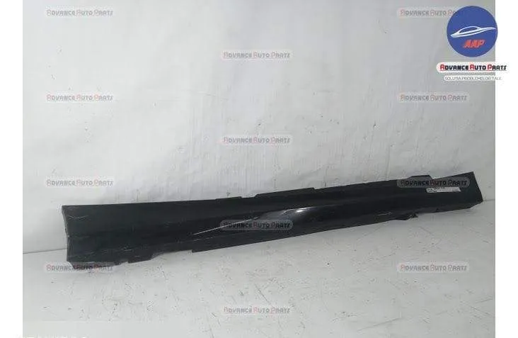 Prag Dreapta original BMW  Seria 1  E87 [2004 - 2007] - Foto 2