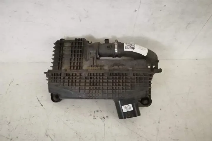 Carcasa Filtru Aer Originala In Stare Buna Dacia  Logan  1 [2004 - 200