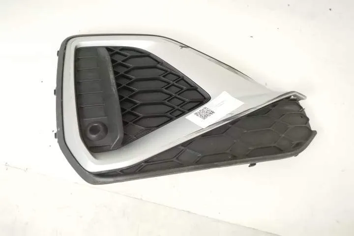 Grila Proiector S line Dreapta Originala In Stare Buna Audi  Q2  1 [20