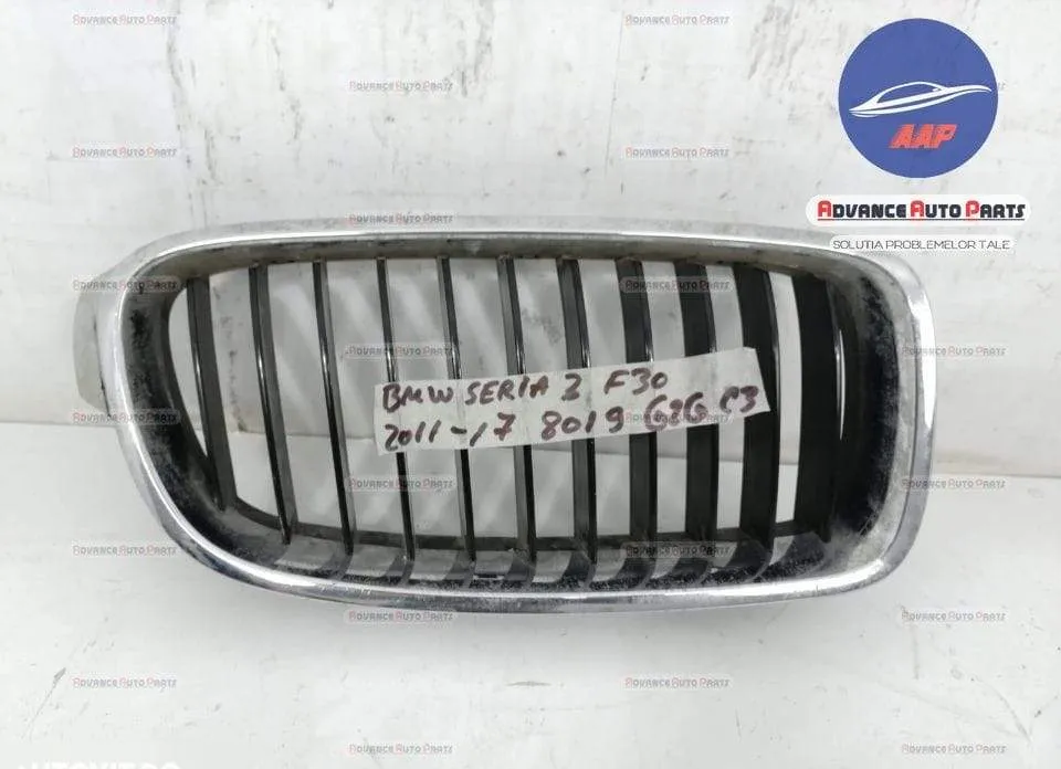 Grila centrala dreapta originala BMW  Seria 3  F30/F31/F34 [2011 - 201