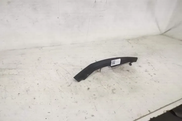 Spoiler Bara Fata Stanga Original In Stare Buna Ford  Focus  4 [2018 - - Foto 2