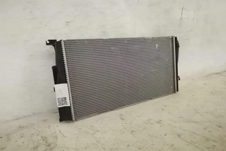 Radiator Apa Original In Stare Buna BMW  Seria 1  F20/F21 [2011 - 2015 - Foto 2
