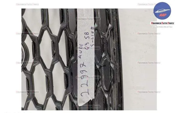 Grila Centrala Radiator S Line originala Audi  Q3  F3 [2018 - 2024] - Foto 5