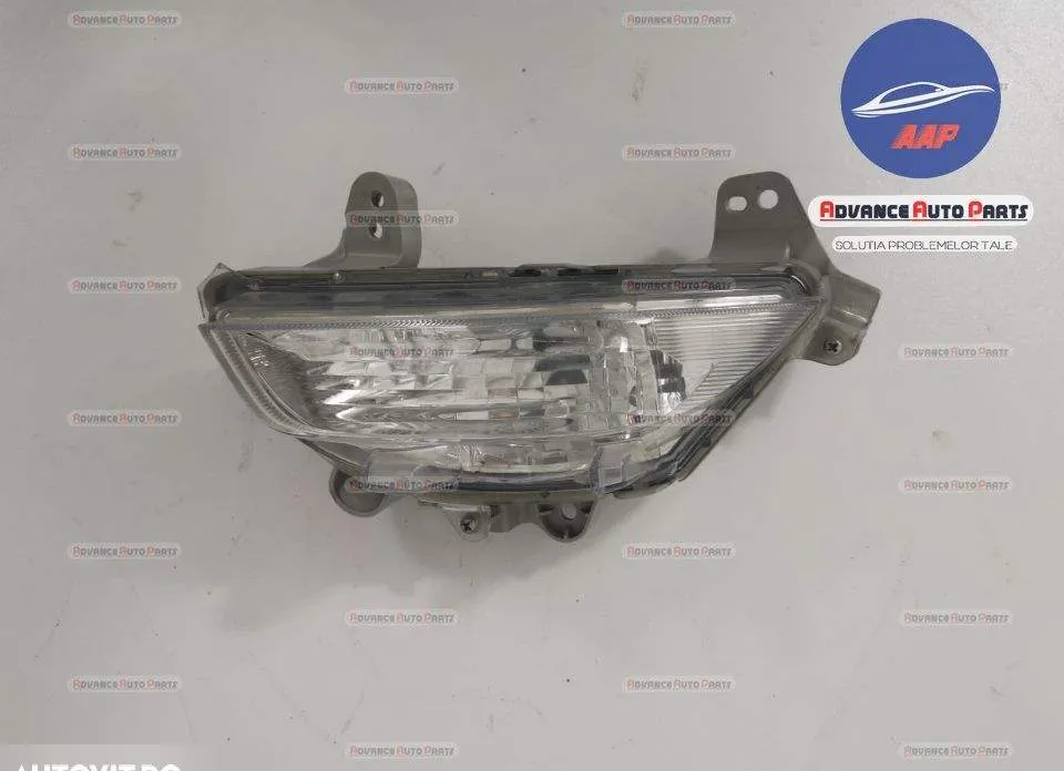 Proiector dreapta cu halogen original in stare buna Mazda  3 BM [2013 - Foto 1