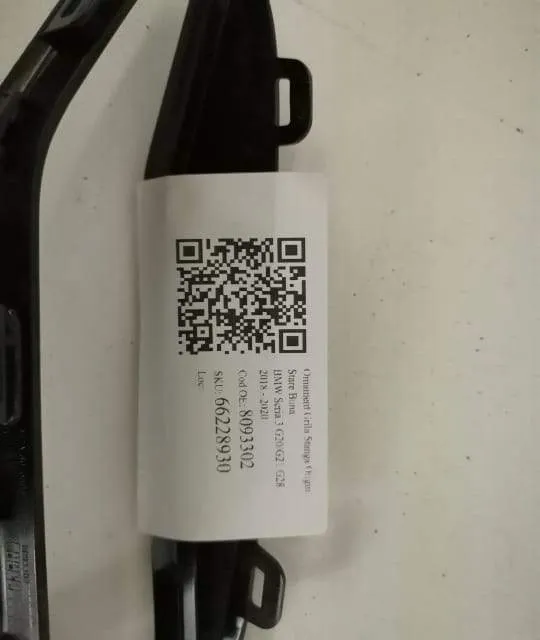 Ornament Grila  Stanga Original In Stare Buna BMW  Seria 3  G20/G21/G2 - Foto 5