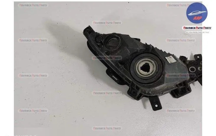 Grila si Proiector Stanga originala Hyundai  Elantra  AD [2015 - 2020] - Foto 6