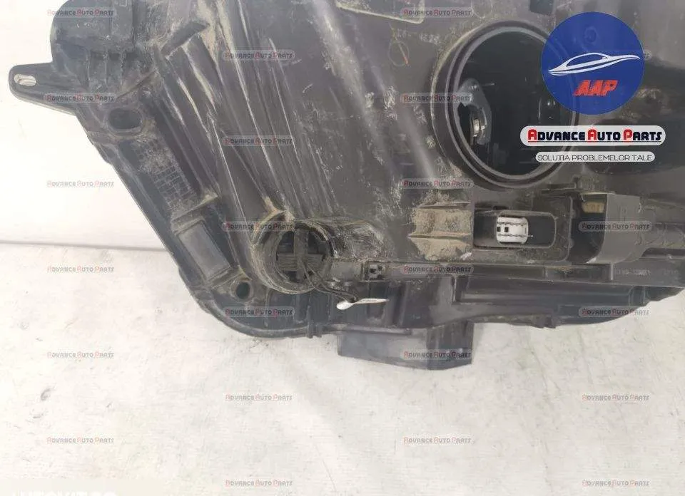 Far dreapta halogen cu lupa original Ford  Edge  2 [2015 - 2018] - Foto 8