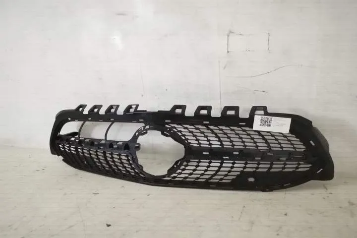 Grila Centrala Radiator Originala In Stare Buna Coupe Mercedes-Benz  C - Foto 3