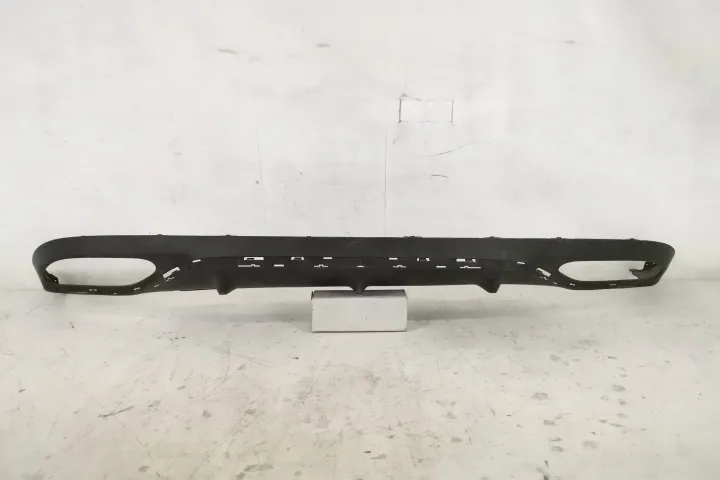 Spoiler Fusta Bara Spate Original In Stare Buna AMG Mercedes-Benz  E-C