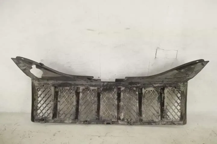 Grila Centrala Originala In Stare Buna Jeep  Grand Cherokee  WK [2004 - Foto 4