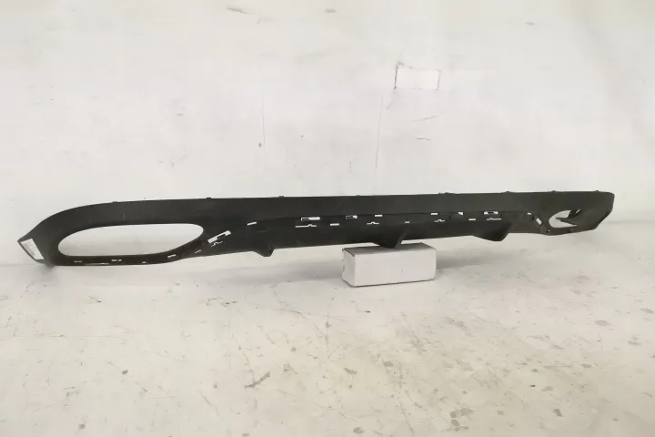 Spoiler Fusta Bara Spate Original In Stare Buna AMG Mercedes-Benz  E-C - Foto 2