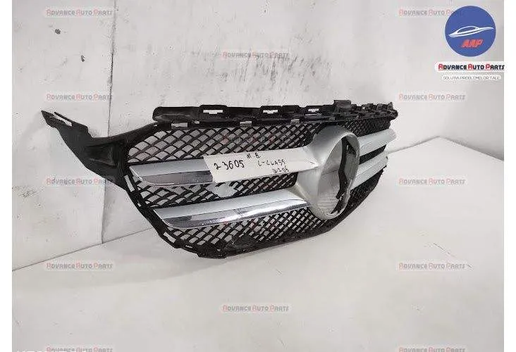 Grila Centrala Radiator originala Mercedes-Benz  C-Class  W205/S205/C2 - Foto 2