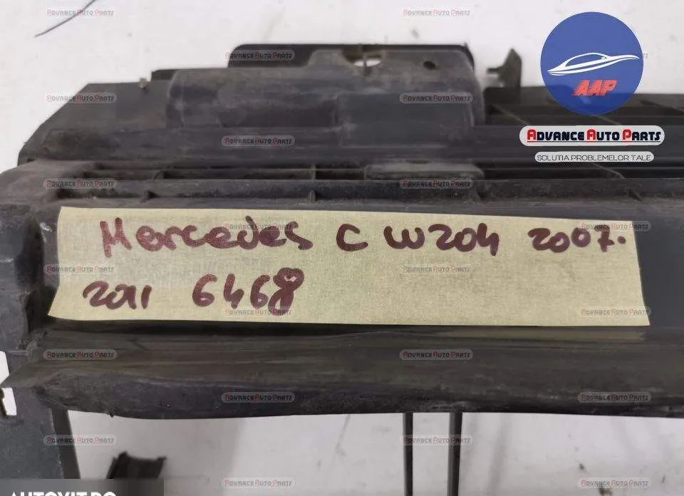Deflector aer original in stare buna Mercedes-Benz  C-Class  W204/S204 - Foto 6