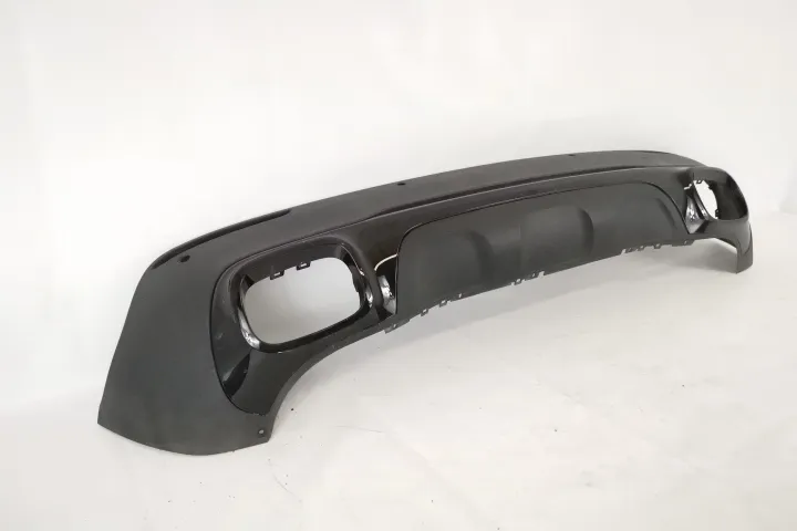 Fusta Spoiler Bara Spate Original In Stare Buna Mercedes-Benz  GLB-Cla - Foto 2