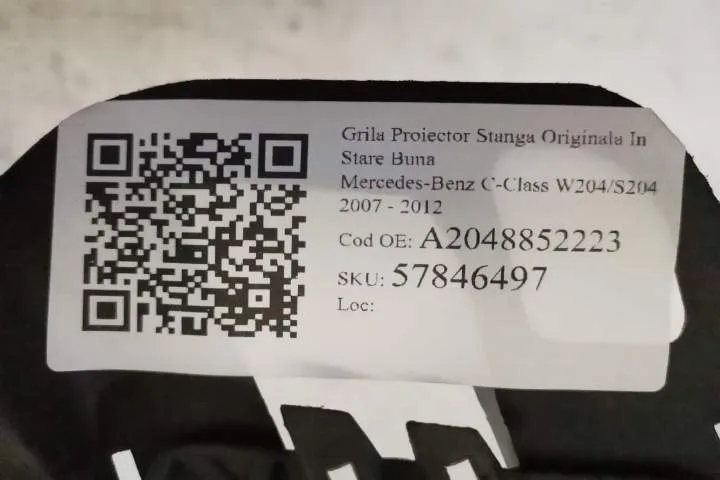 Grila Proiector Stanga Originala In Stare Buna Mercedes-Benz  C-Class - Foto 7