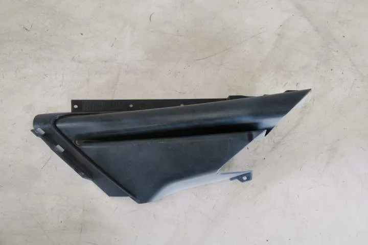 Grila Radiator Stanga Deflector Aer Original In Stare Buna LP640 Perfo - Foto 4