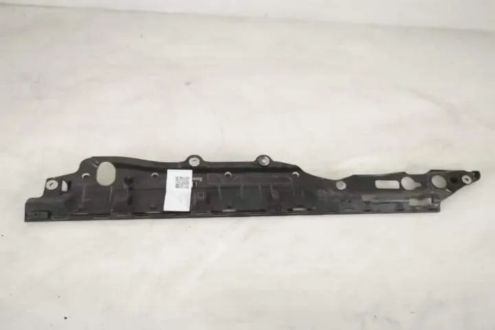 Suport usa Stanga Fata Originala In Stare Buna M4 G22 G23  BMW  Seria