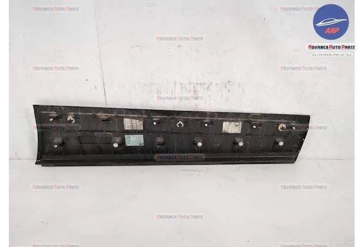 Bandou Usa Stanga Fata original Land Rover  Range Rover Velar  1 [2017 - Foto 4