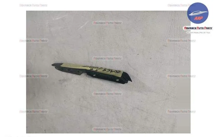 Ornament Stanga Spoiler Bara Fata original Land Rover  Range Rover Evo - Foto 3